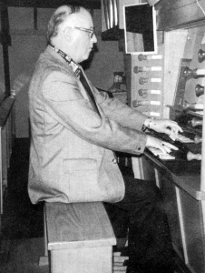 F182 93-Dhr D Woudstra organist 1957-1984